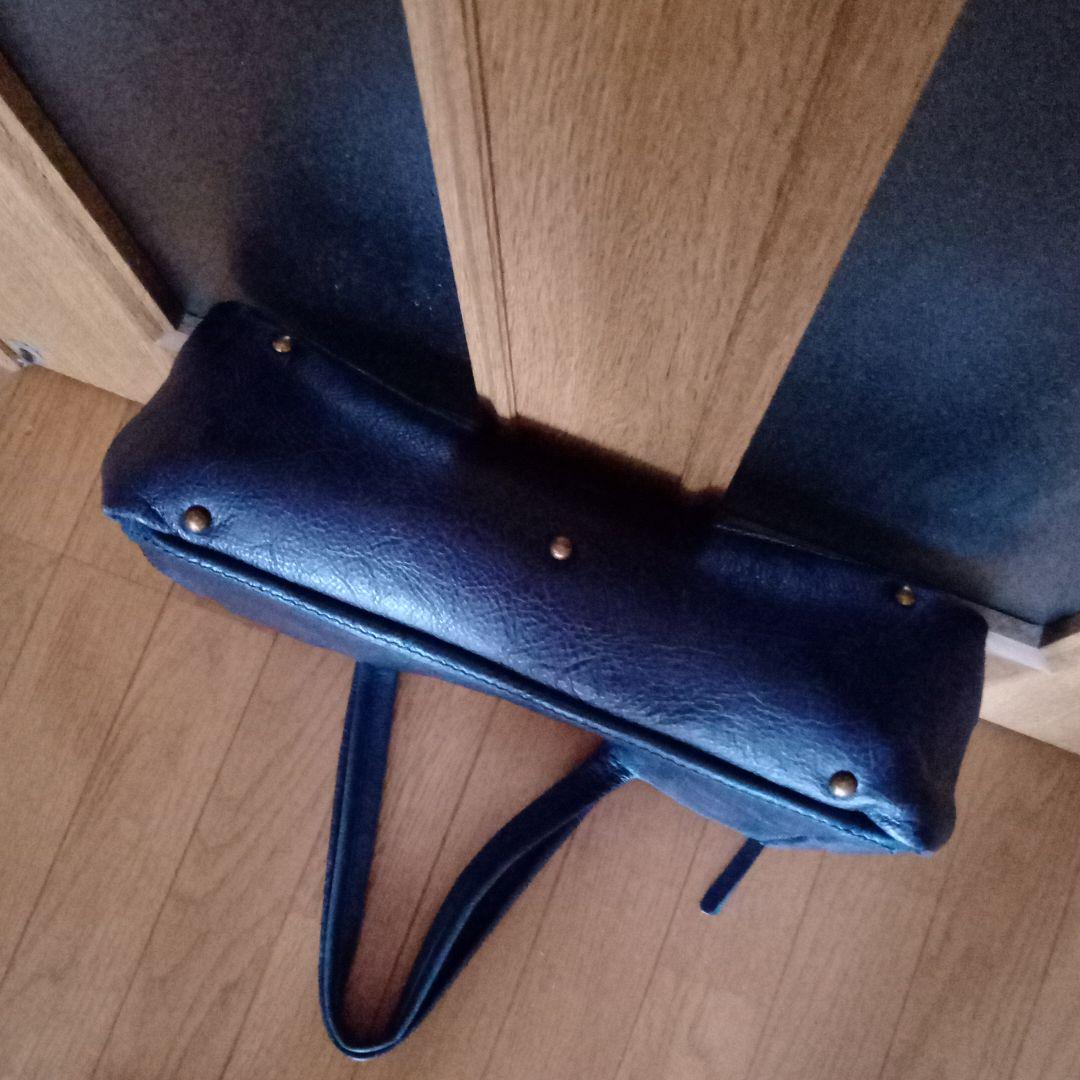革のトートバッグ