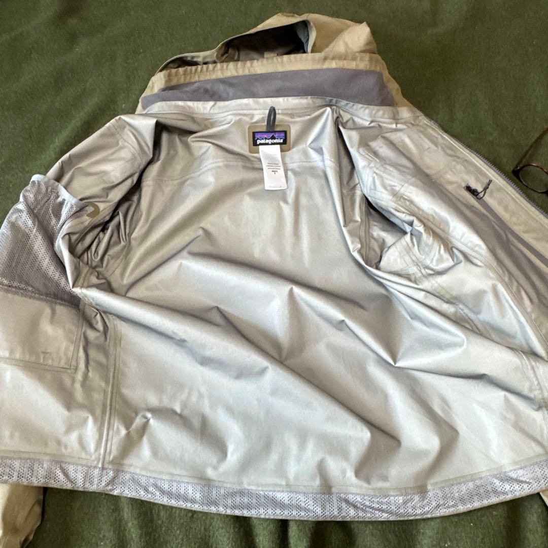廃盤 パタゴニア リバーソルトジャケット コヨーテ 廃盤 パタゴニア リバーソルトジャケット コヨーテ