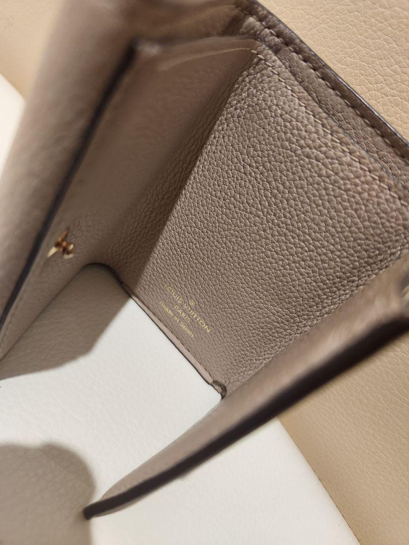 Louis Vuitton ベージュ 三つ折り財布