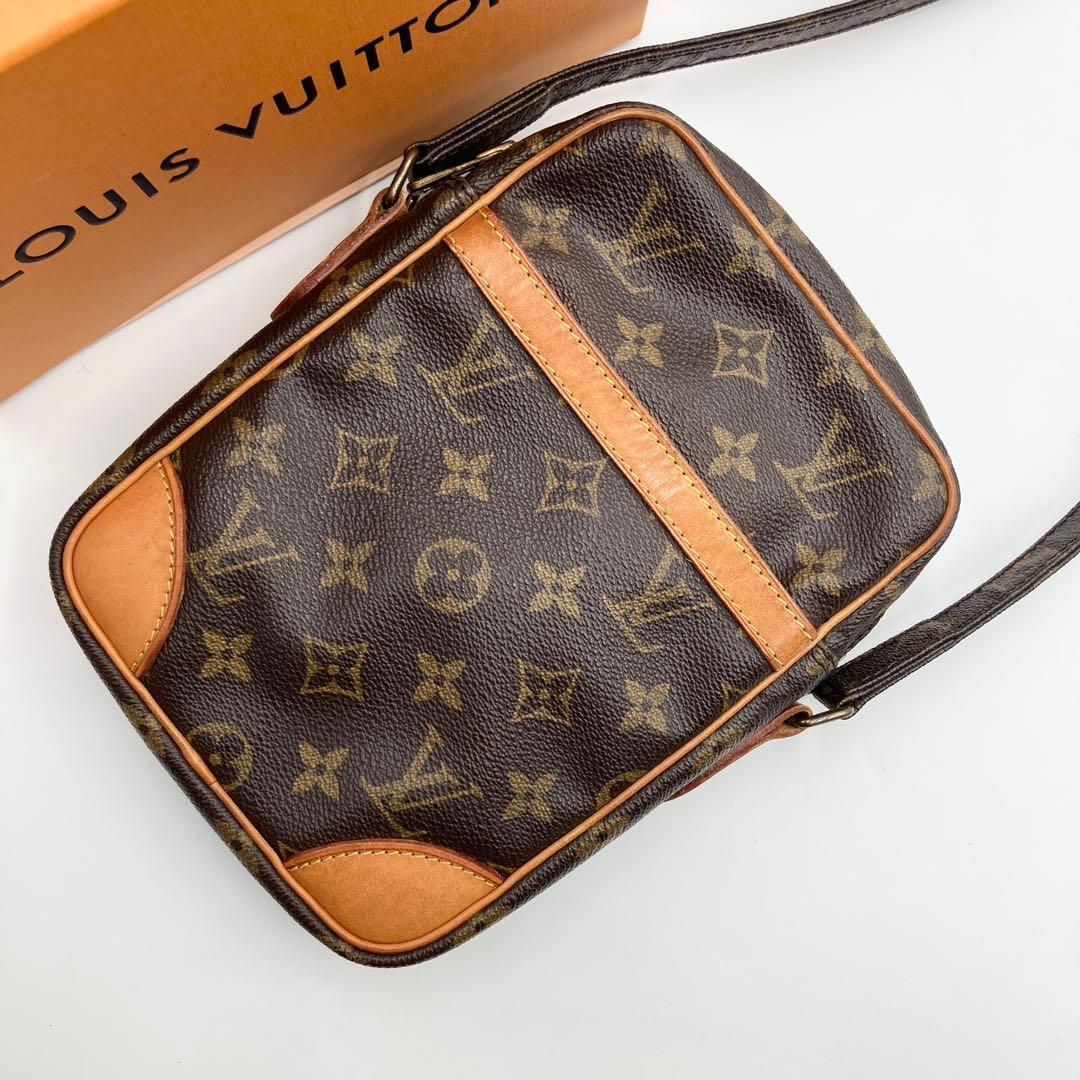 大人気✨　ルイヴィトン モノグラム ダヌーブ ショルダーバッグ