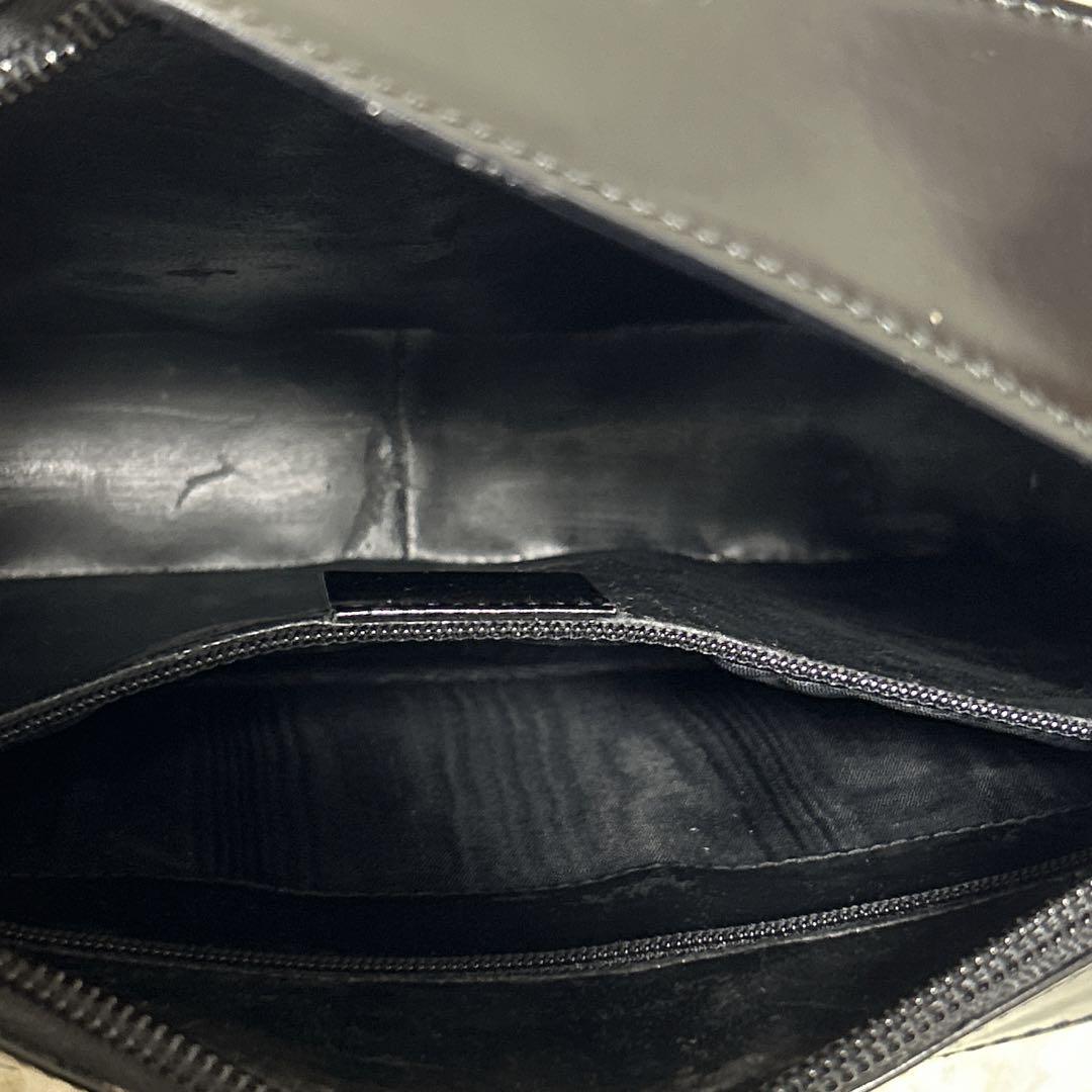GUCCI グッチGロゴ エナメル ミニバッグ ハンドバッグ　ブラック　黒