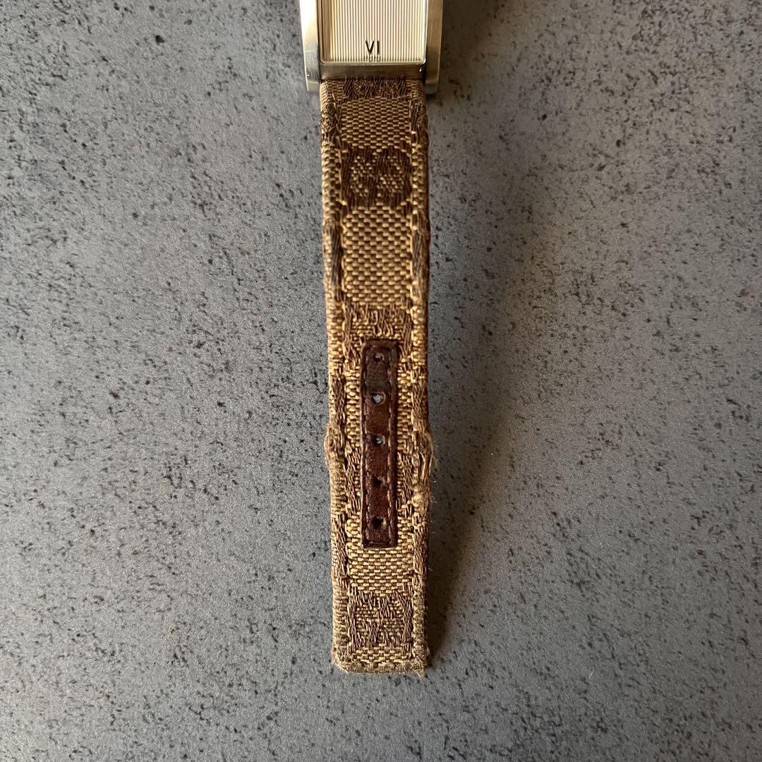 GUCCI 腕時計 8600J 注意事項要確認