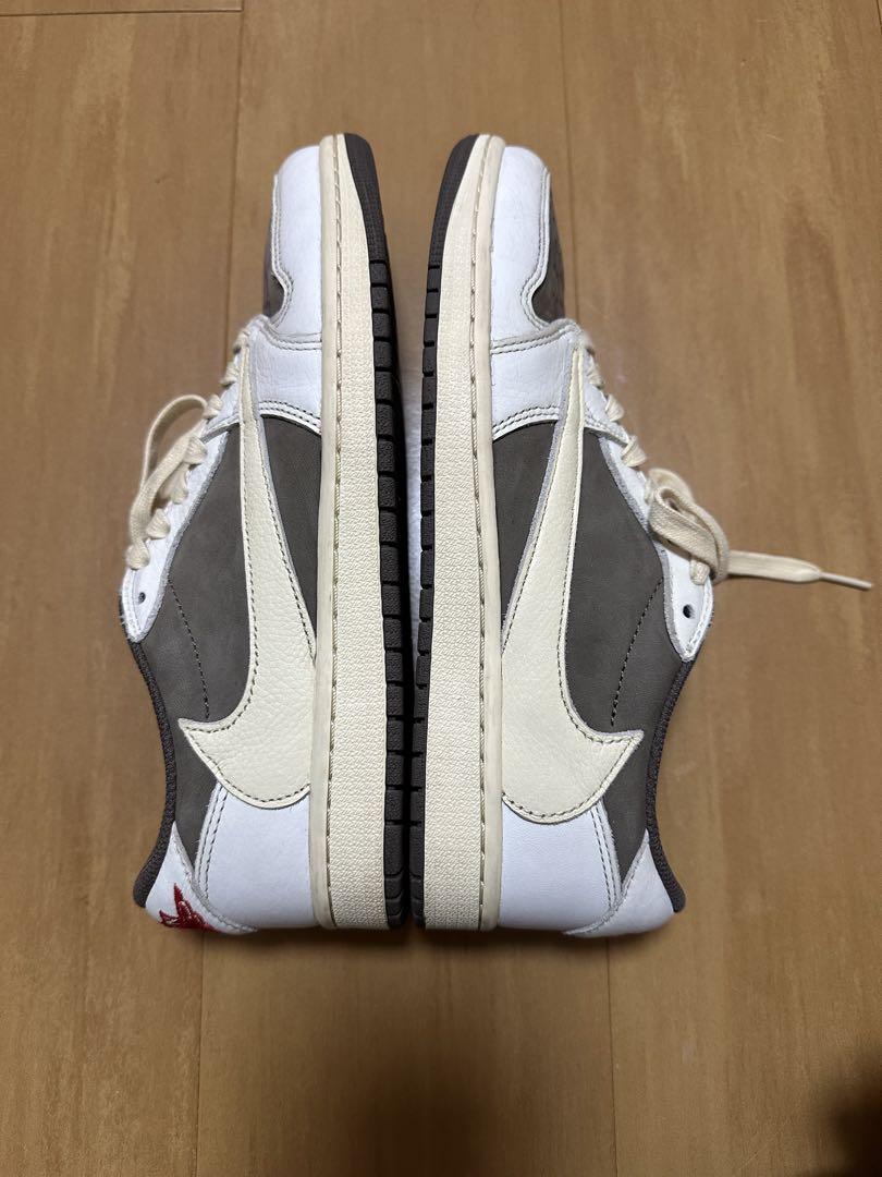 Travis Scott × Nike Air Jordan 1 Low OG