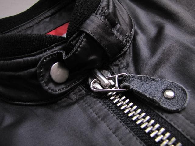 ナイロンジャケット