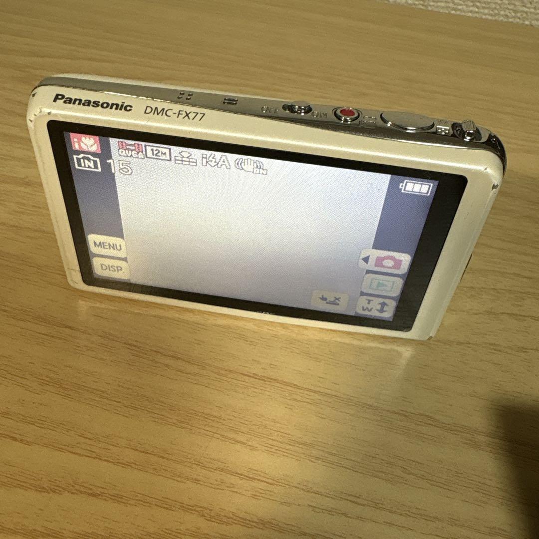 Panasonic DMC-FX77 ホワイト コンパクトデジタルカメラ
