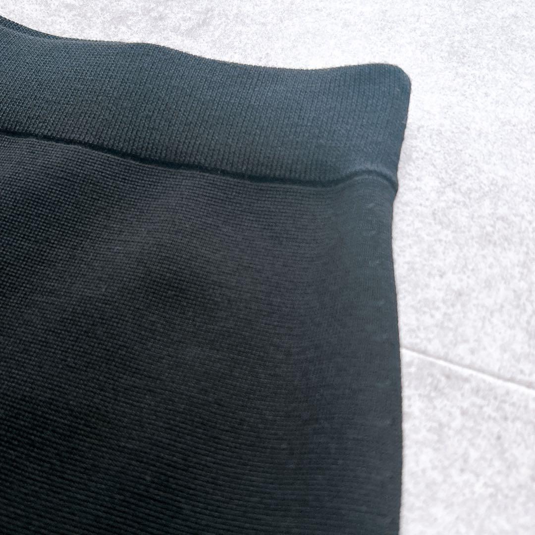 新品タグ付き✨エブール ロングスカート タイト　ストレッチ スリットボタン 黒