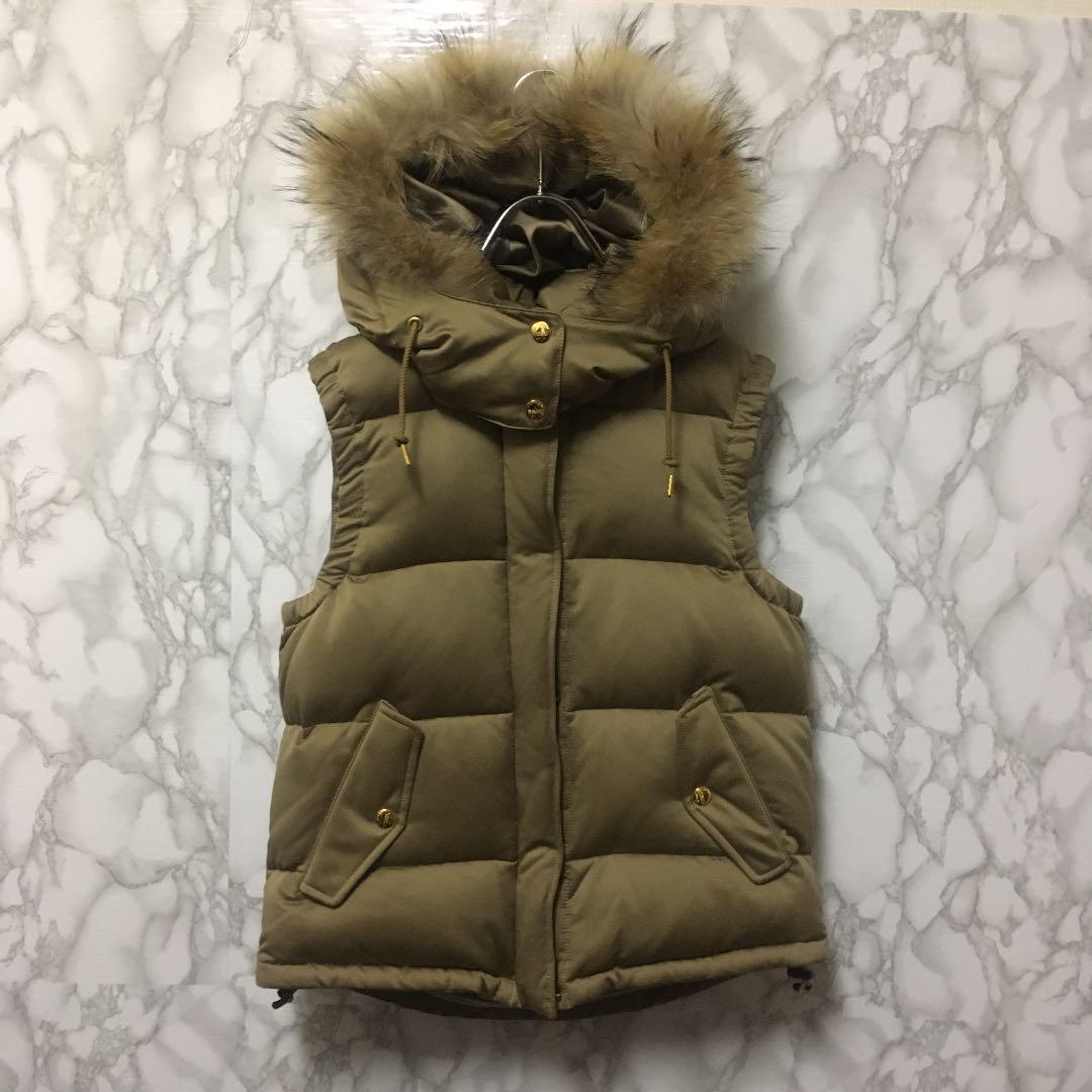 美品　STAMMBAUM リアルファー　フーディーダウンベスト定価63800円