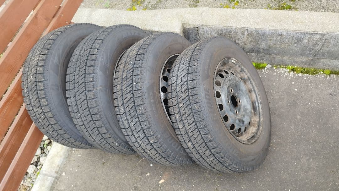 k.z様① スタッドレスタイヤ