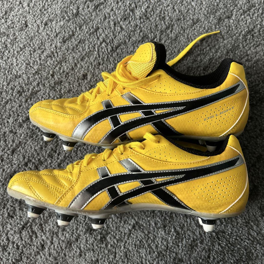 ASICS スパイクシューズ - メルカリ