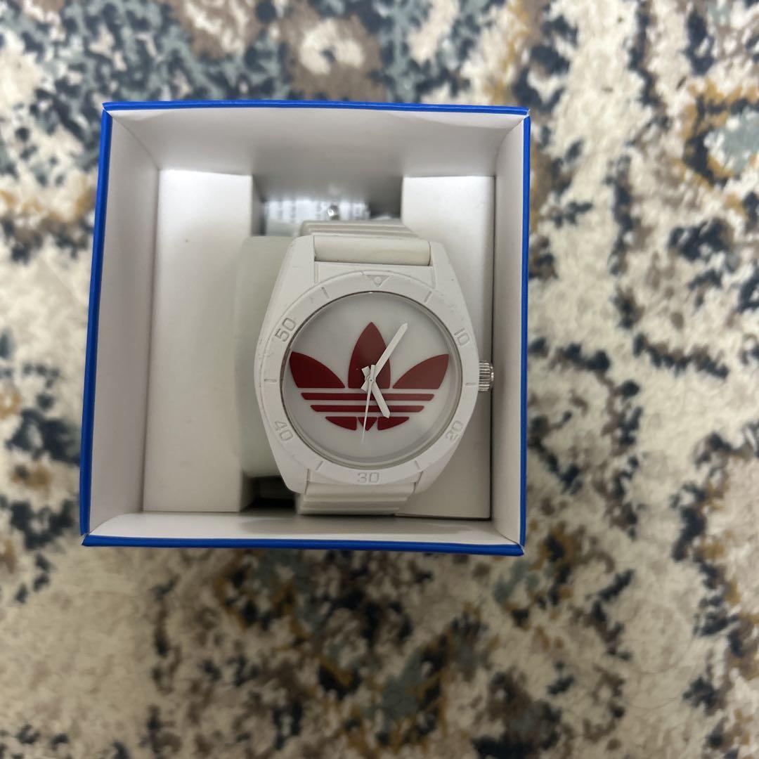 メーカー 時計 adidas ホワイト/レッド メルカリ - 時計
