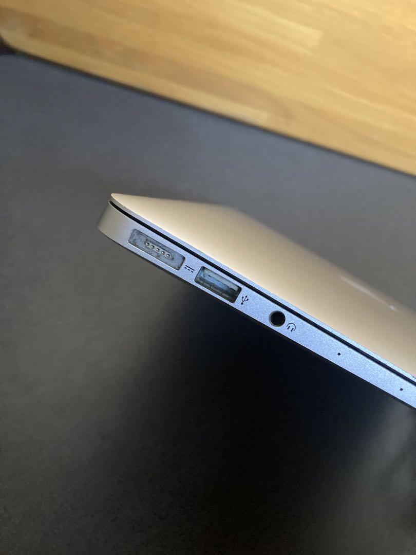 MacBook本体 Apple  MacBook Air2017 13-inchCorei5