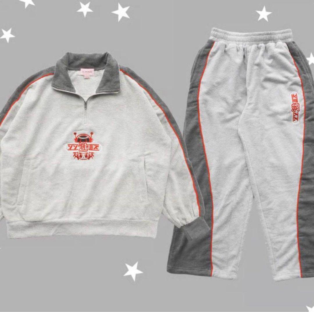 【新品未使用】きゅるりんってしてみて 逃げ水あむ SOXSOCKS トレーナー 新品未使用】きゅるりんってしてみて 逃げ水あむ SOXSOCKS