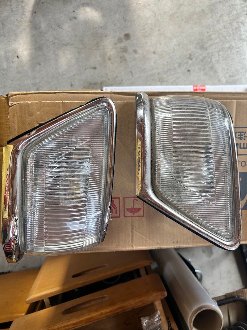 c33 ローレル ライト コーナーレンズ