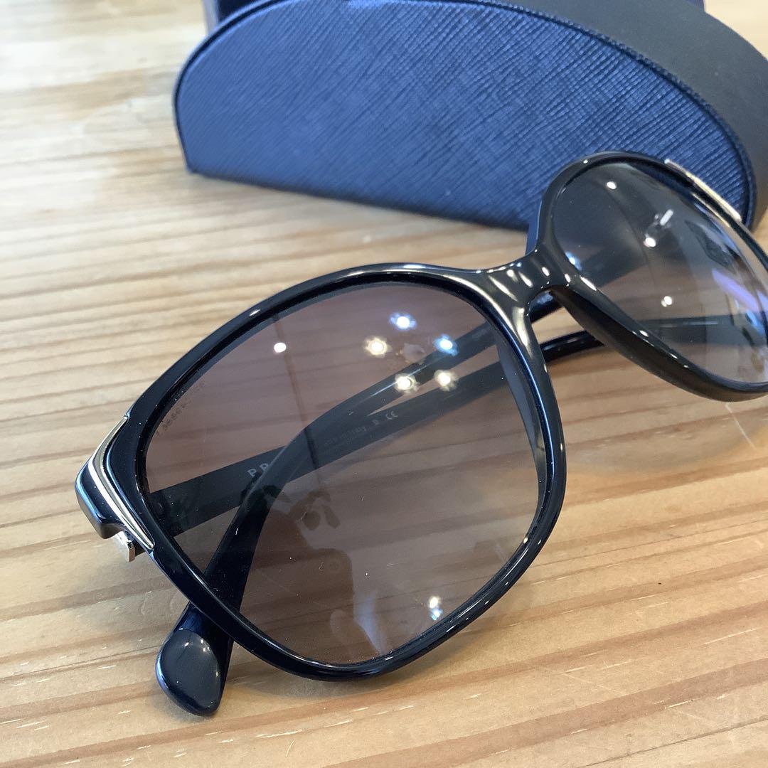 プラダ　PRADA サングラス