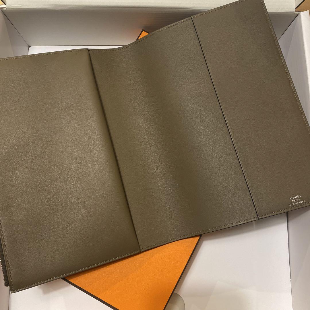 希少 美品 エルメス ノートカバー EAジップ PM ヴェルソ バイカラー 手帳 らい様専用】エルメス 《EAジップ》 PM ヴェルソ ノートカバー