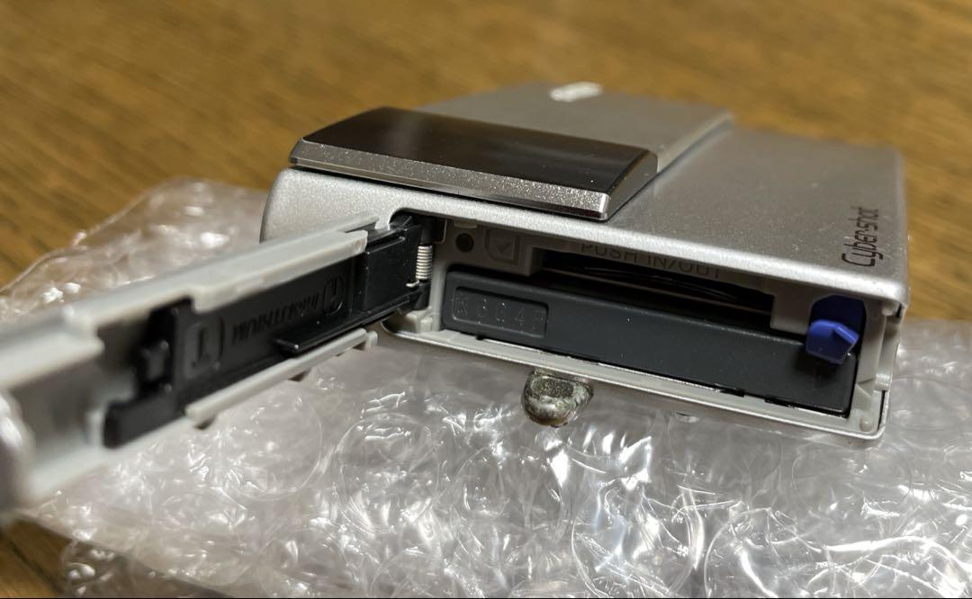 ソニー　サイバーショット DSC-T10シルバー　SONY コンパクトデジカメ