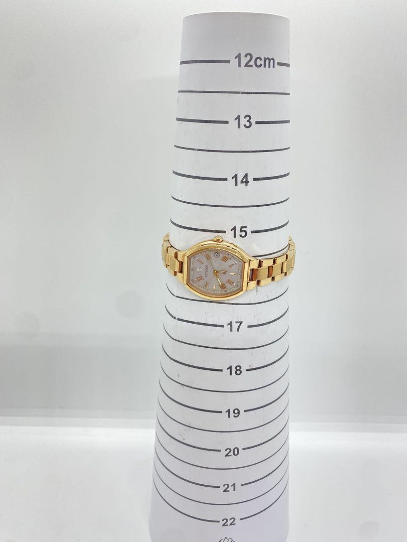 美品　CITIZEN クロスシー　電波ソーラー　 6Ｐダイヤ　ハッピーフライト