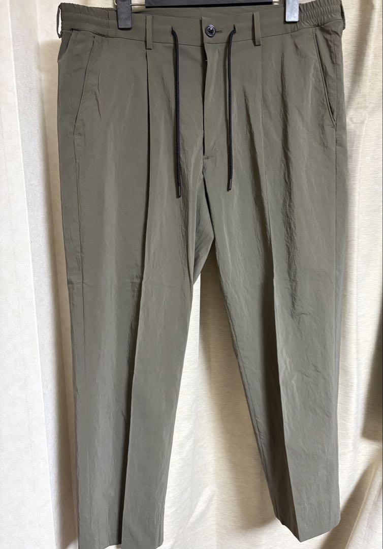 美品 春夏AOURE アウールNYストレッチセットアップ スーツ カーキ XL