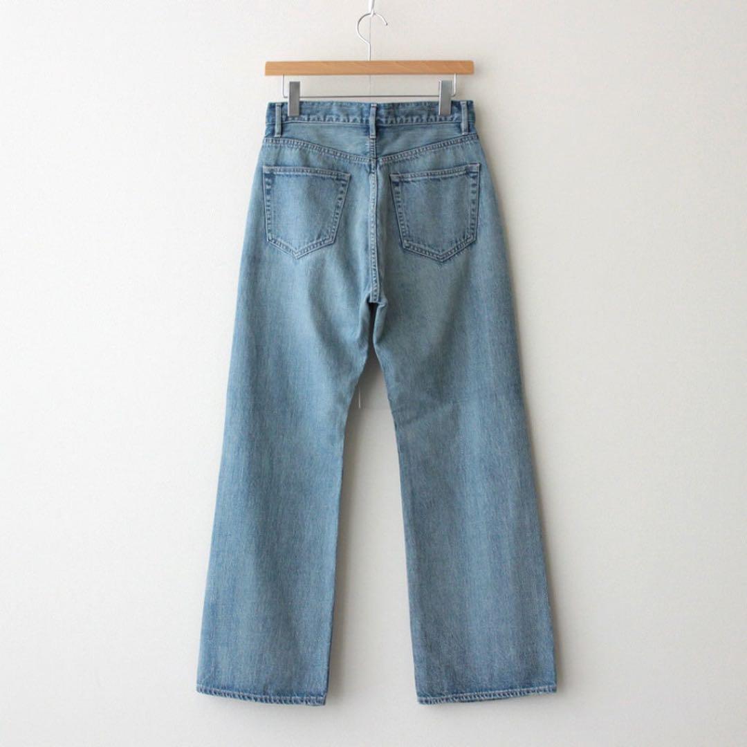 オーラリーSELVEDGE FADED LIGHT DENIM PANTS２