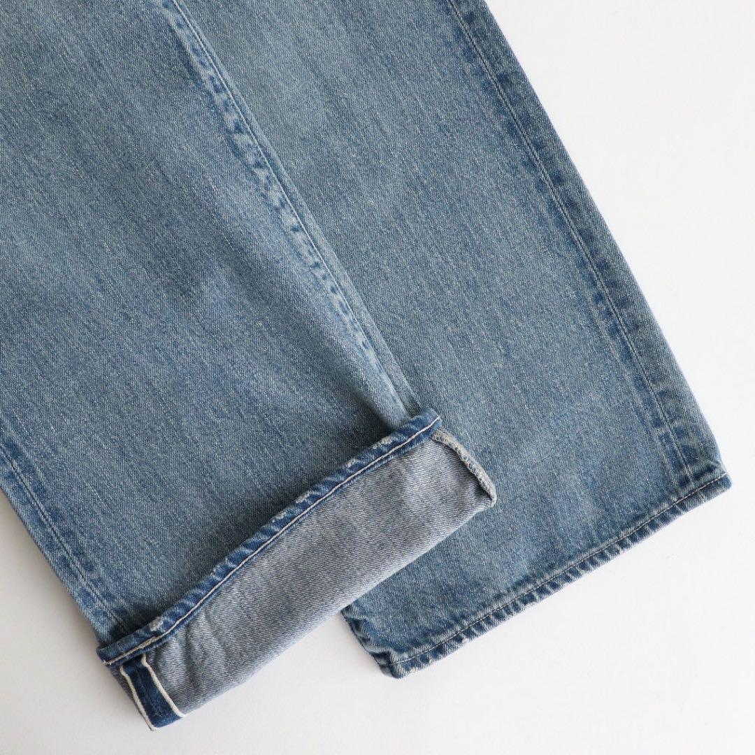オーラリーSELVEDGE FADED LIGHT DENIM PANTS２