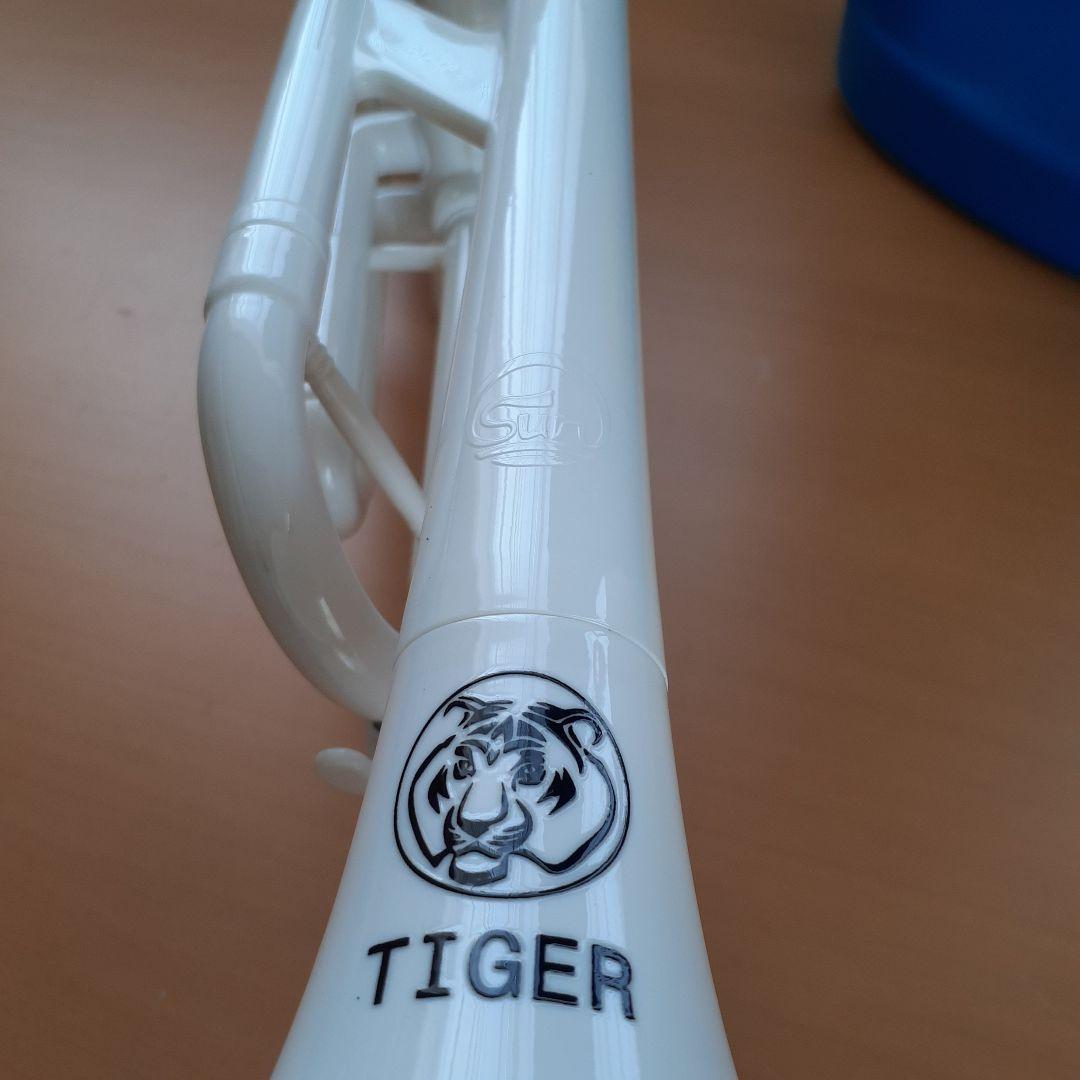 TIGER プラスチック トランペット ハードケース付