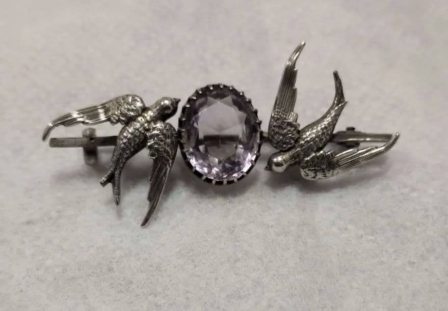 ヴィクトリアン アンティーク ツバメ 鳥 アメジスト ブローチやや傷や汚れあり