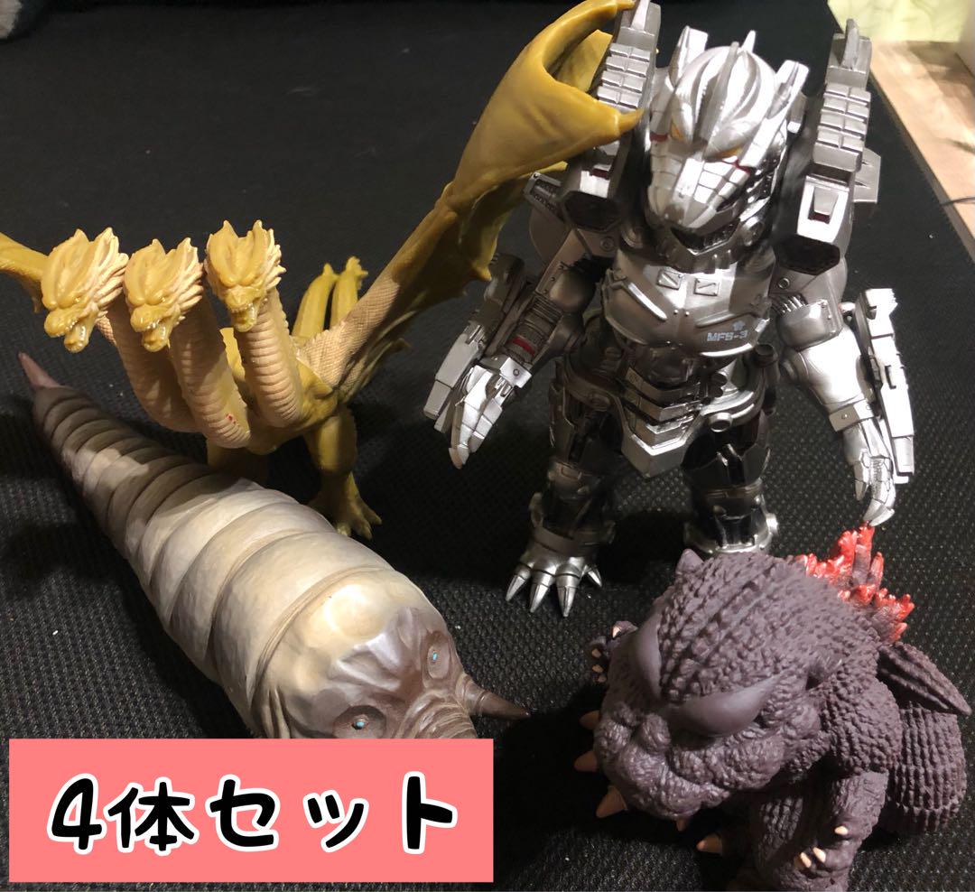 ゴジラとモスラ フィギュア４体セット ゴジラとモスラ フィギュア4体セット - メルカリ
