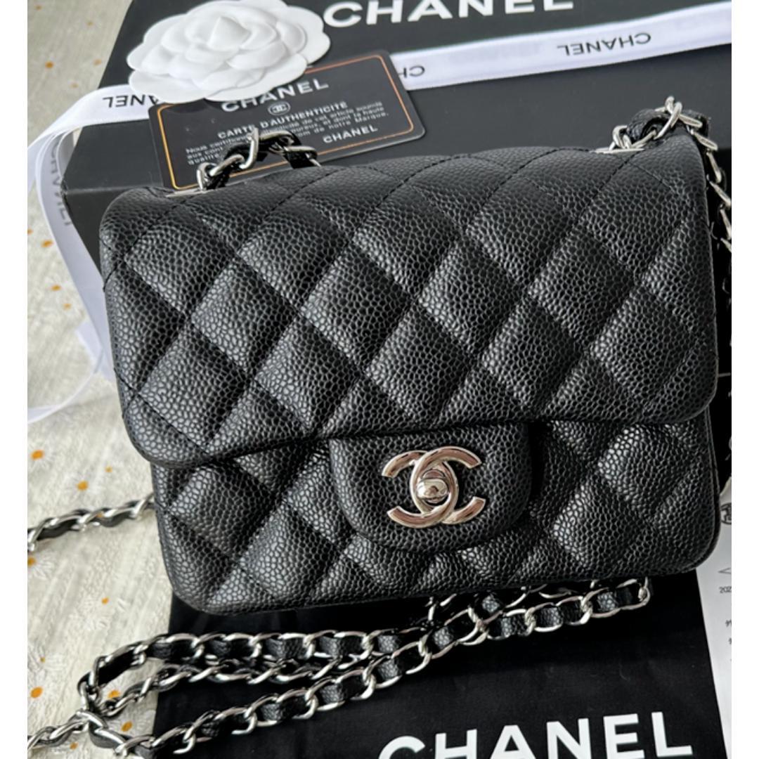 CHANELシャネル ショルダーバッグ