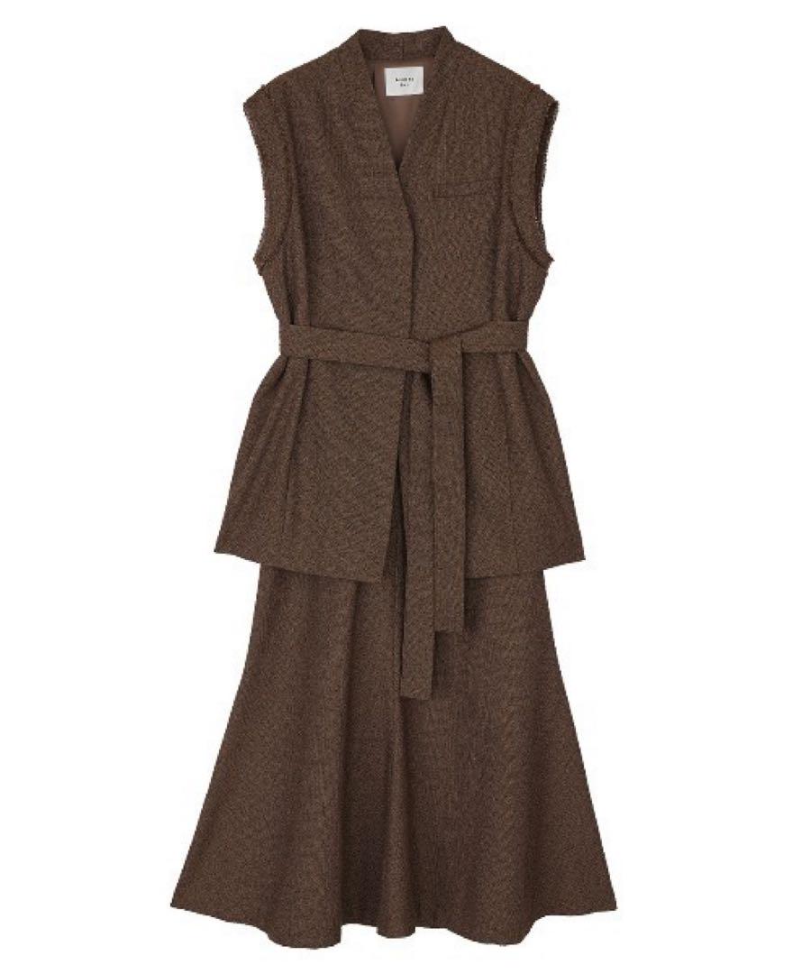 UP DRESS