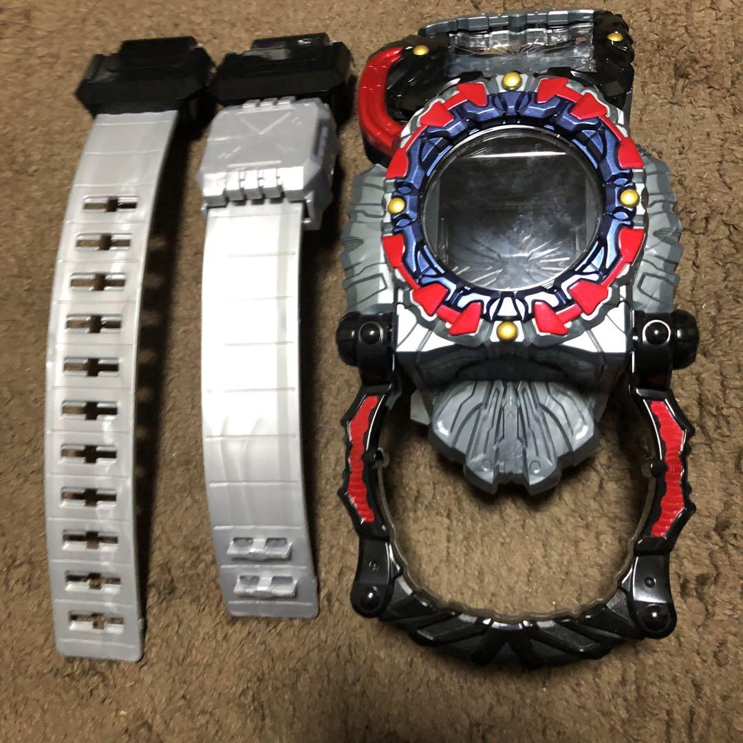 ✨最安値✨仮面ライダーガッチャード 変身ベルト DXドレッドライバー