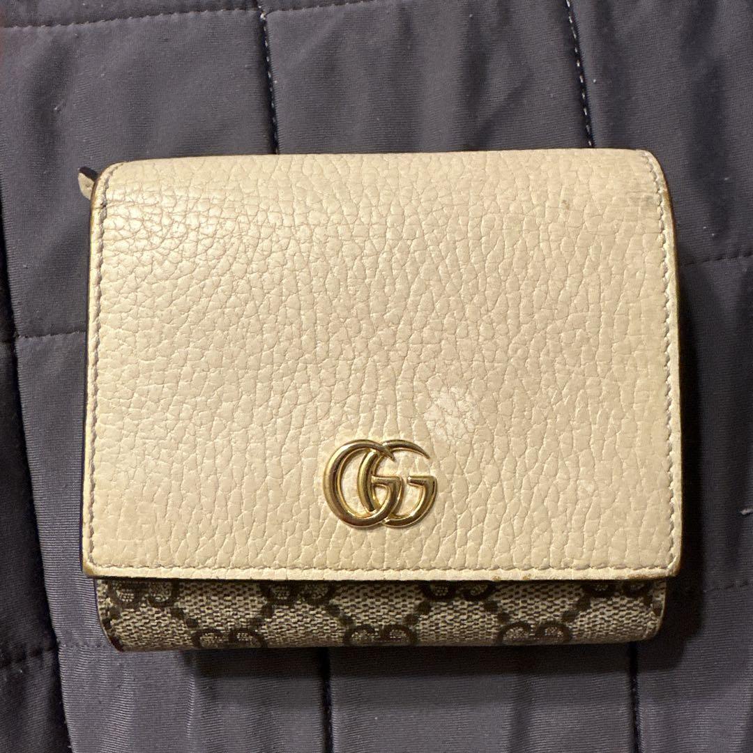 GUCCI 二つ折り財布