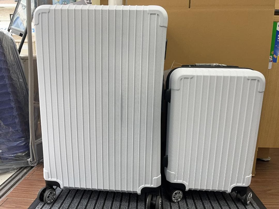 ホワイト 2点まとめ商品 28+20インチ スーツケース