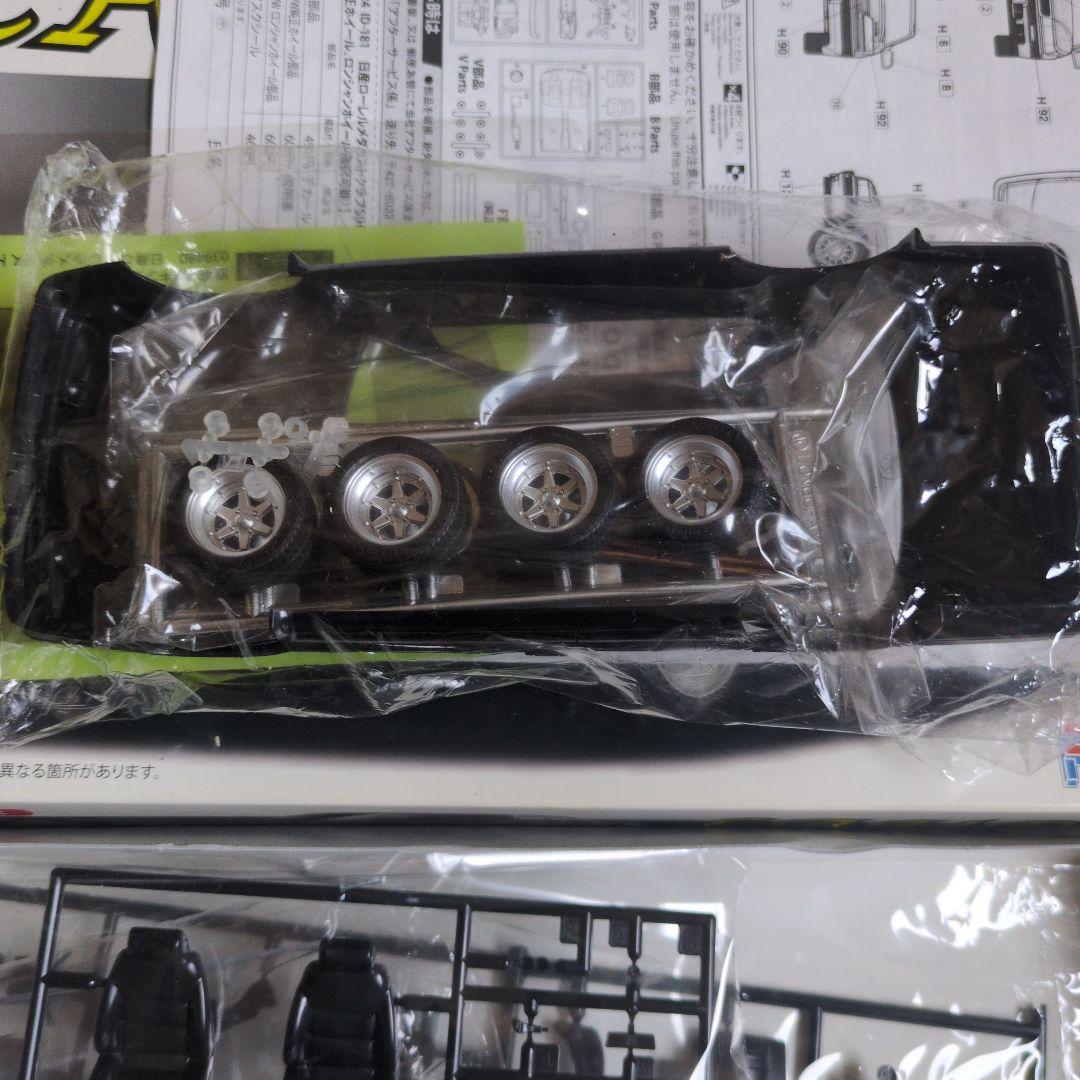Nissan Laurel (HC33) プラモデル 1/24、未使用 Nissan Laurel (HC33) プラモデル 1/24、未使用 - メルカリ