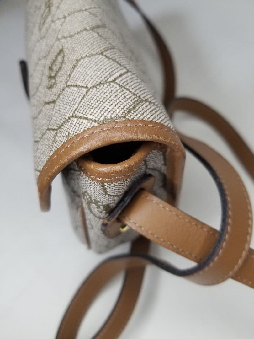 クリスチャン・ディオール ハニカム キャンバス ショルダーバッグ