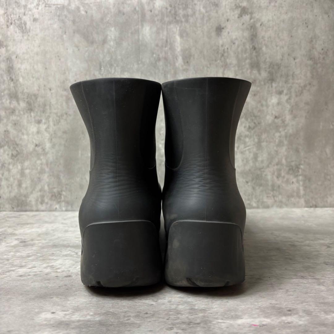 なむなむ Bottega Veneta パドルブーツ ラバー