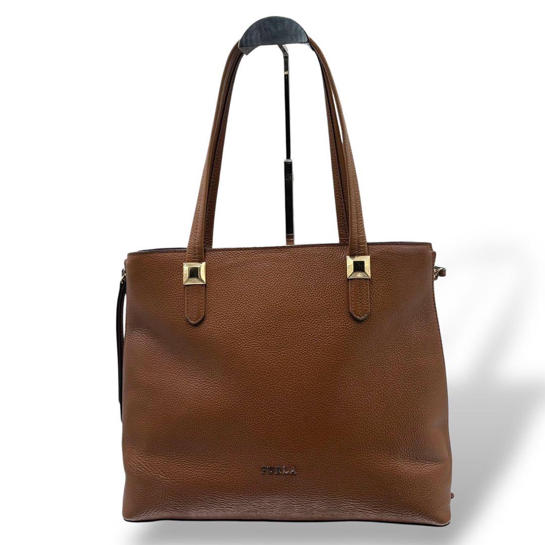 【美品】フルラ トートバッグ キム サイドジップ 大容量 A4 茶色 ロゴ金具 美品✨ FURLA フルラ トートバッグ キム サイドジップ 大容量 A4