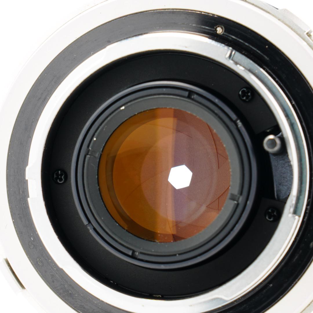 F1.8 77
