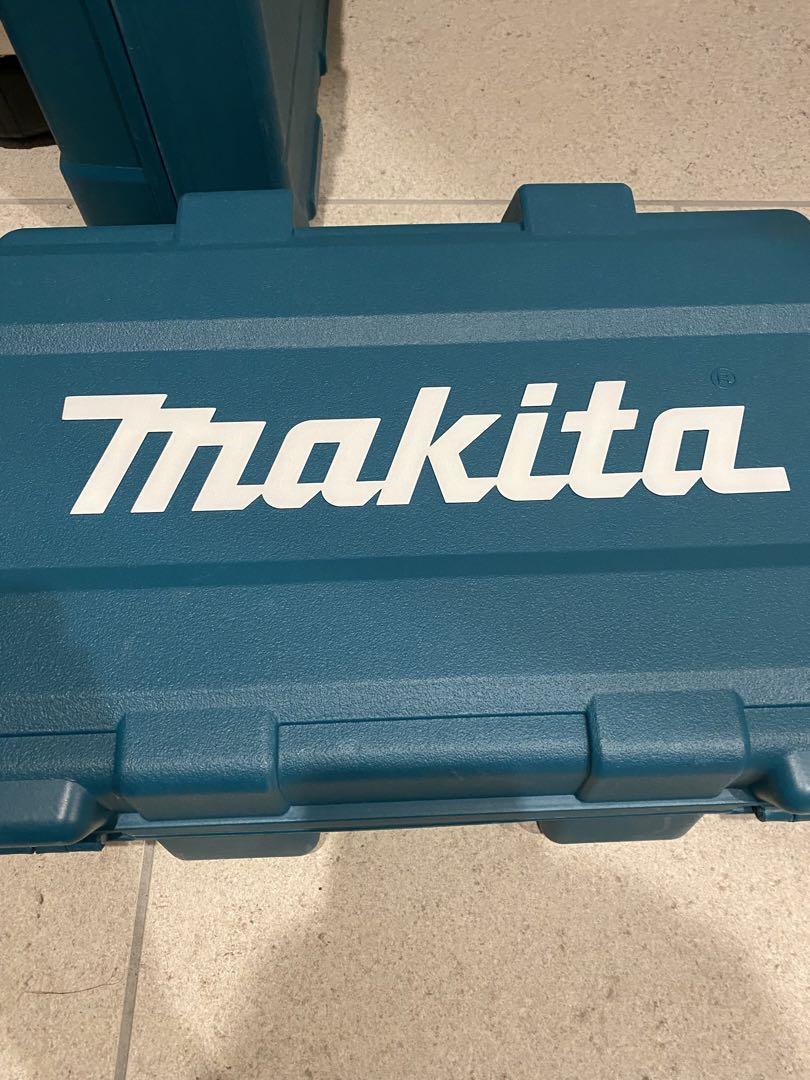 【最終値下】マキタ/makita10.8充電式レシプロソー(替刃付き)