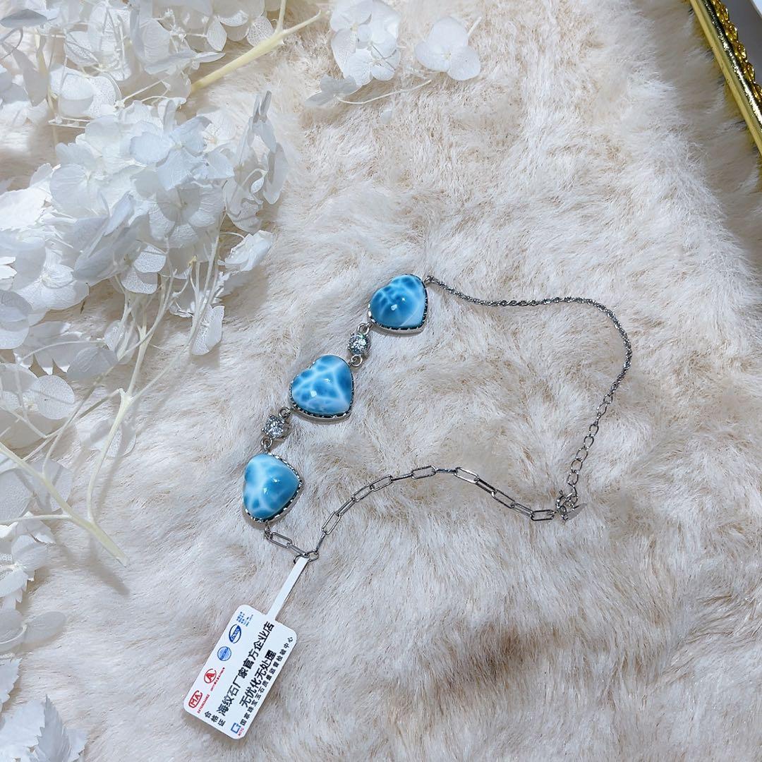 極上✨プレゼント✨プレミアムクラス ❣️ハート型ラリマー3つ✨ラリマーブレスレット 極上✨プレゼント✨プレミアムクラス ❣️ハート型ラリマー3つ