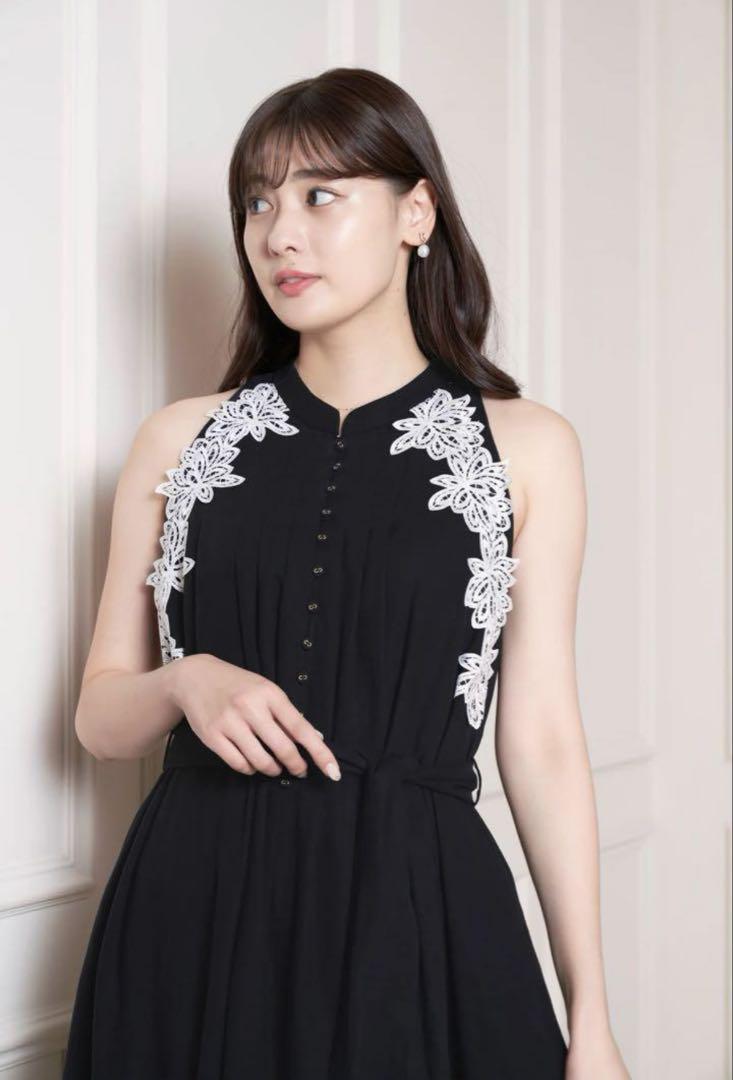 【新品】Herlipto Notting Hill Belted Dress
