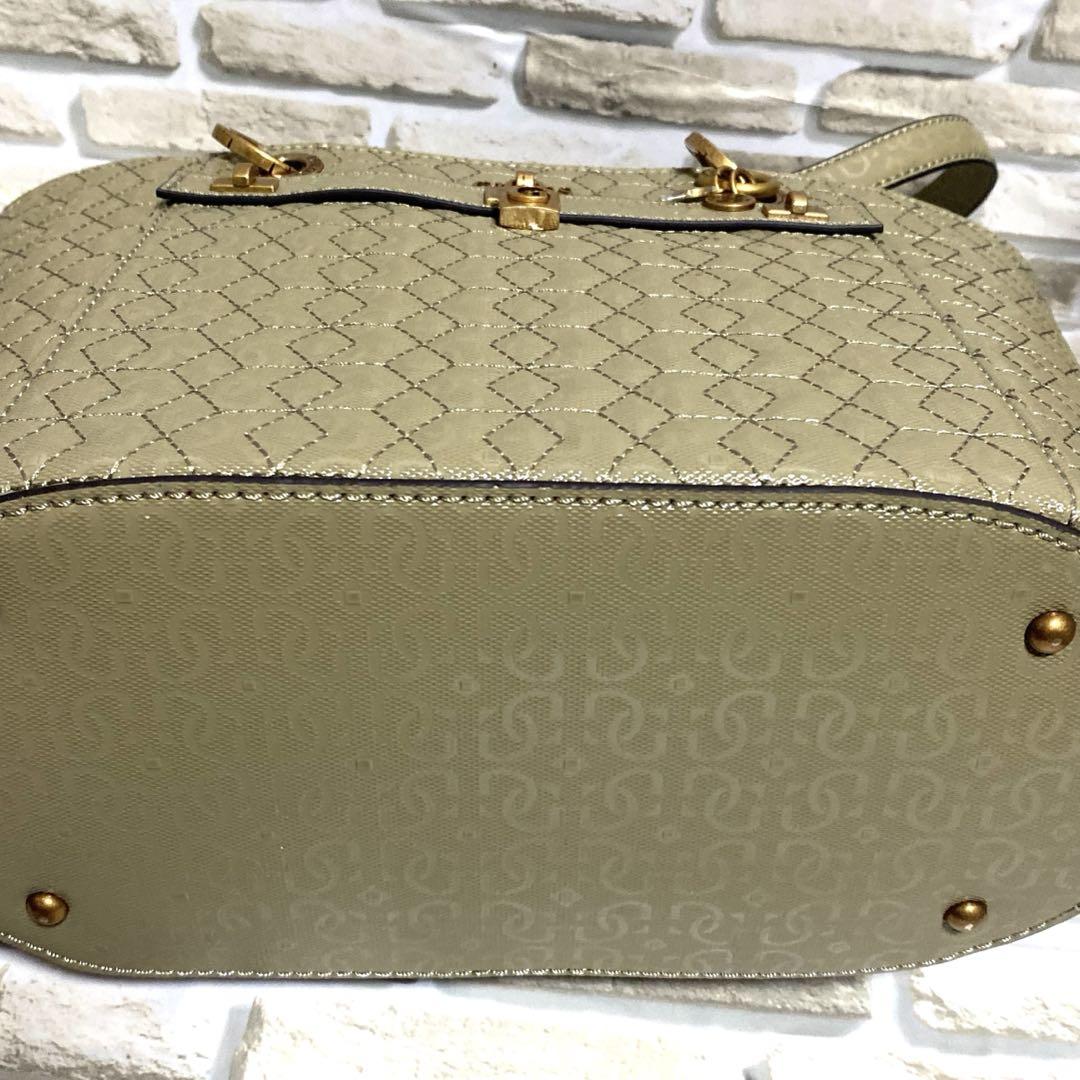 GUESS ノエル スモール エリート トートバッグ シェル 新品未