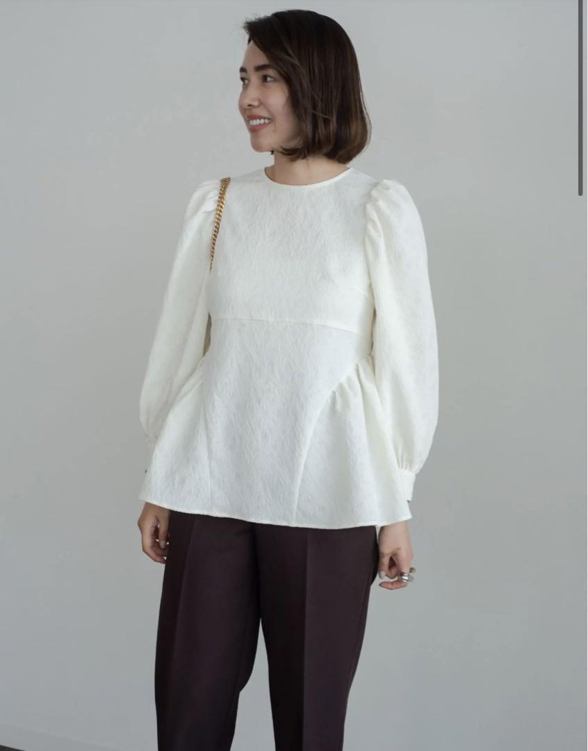ohga♡FLOAT BLOUSE