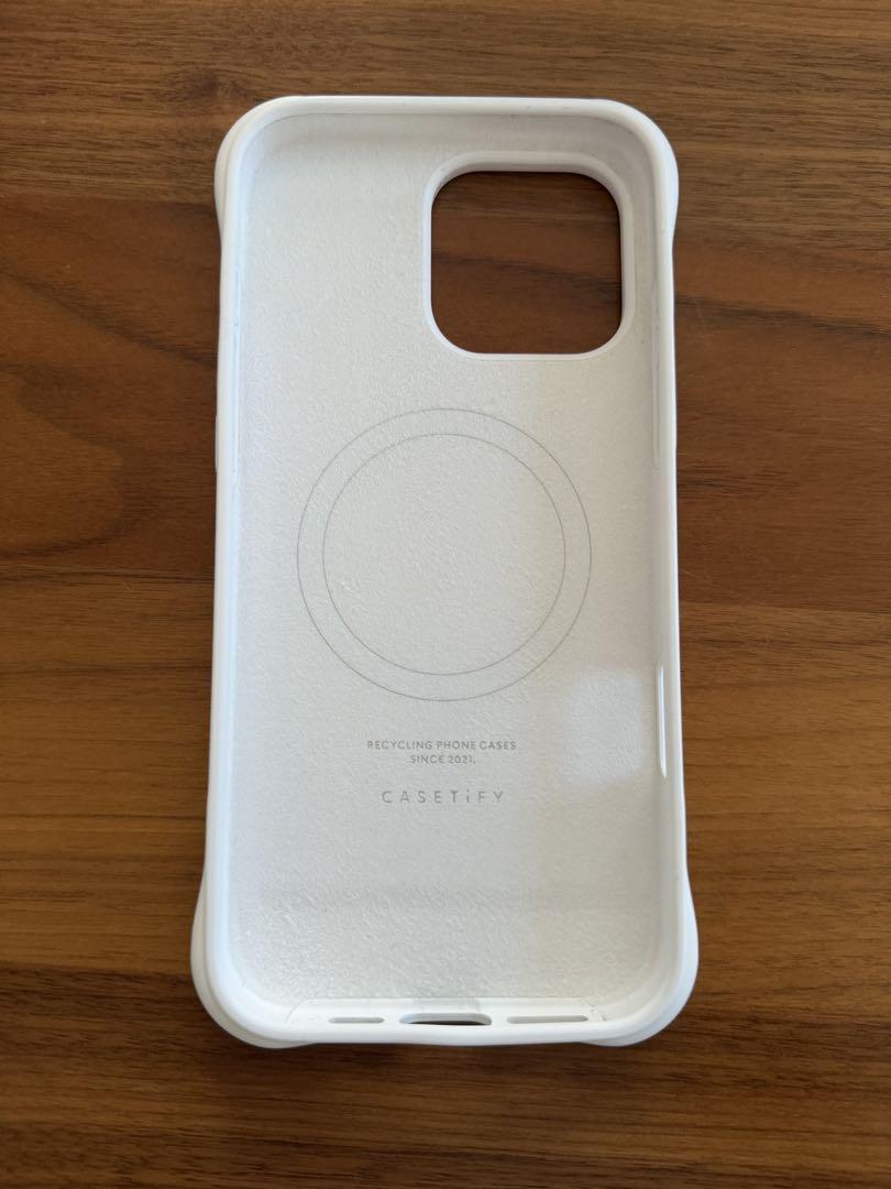 CASETiFY】ウェーブシリコン iPhone16 Pro Maxホワイト