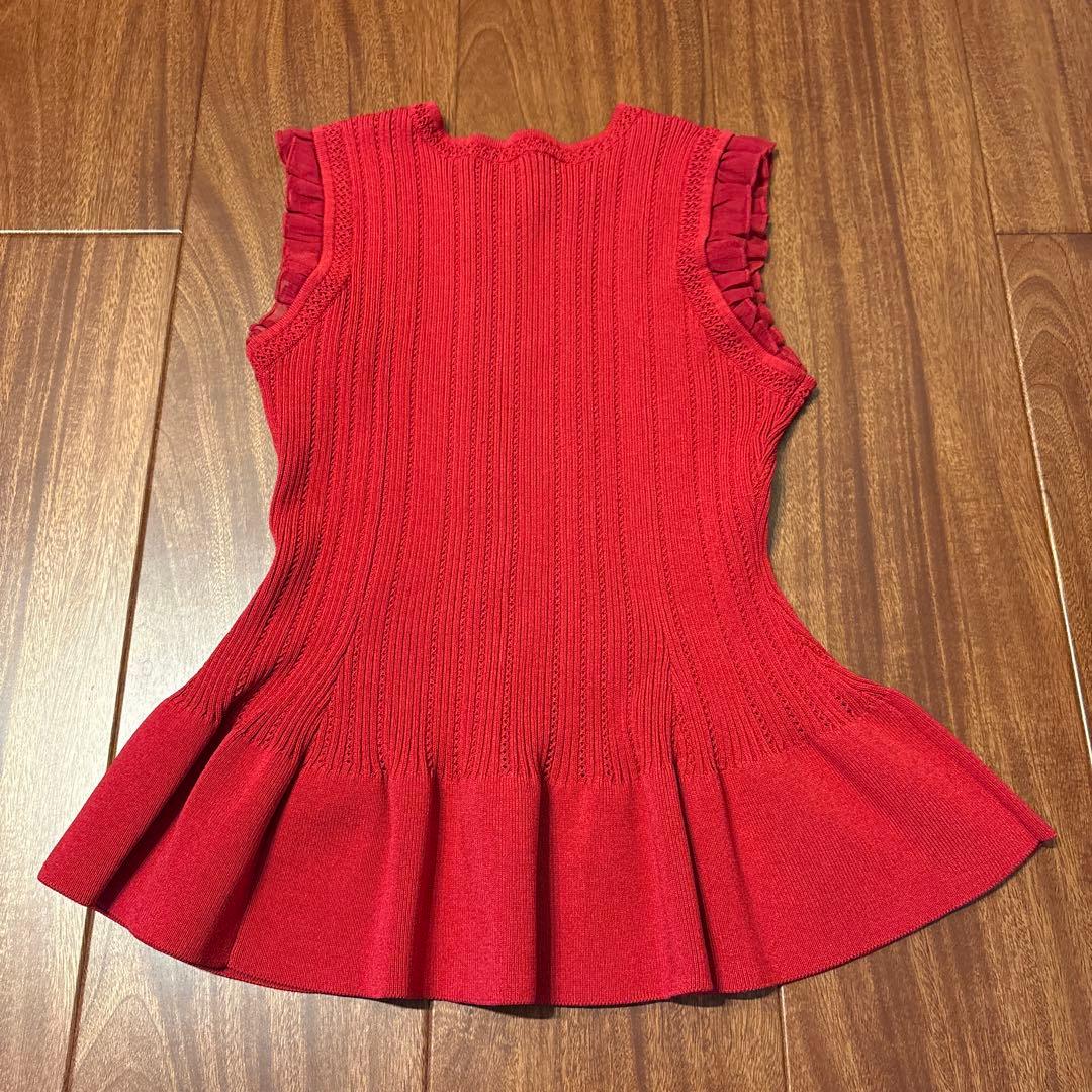 即購入不可　herlipto Peplum Ribbed Knit Top