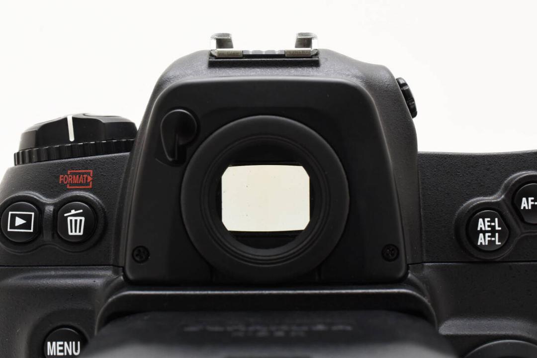 【美品】ニコン Nikon D2H ボディ【元箱付き・付属品多数】