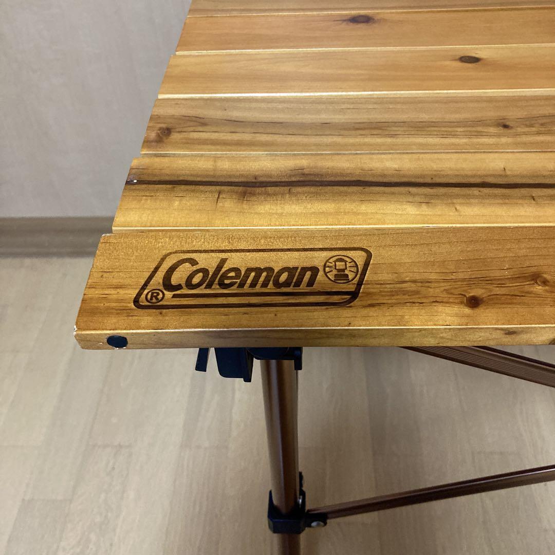 Coleman 折りたたみ式アウトドアテーブル