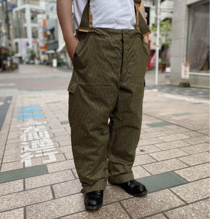 【のサイズ】 レインドロップカモ カーゴパンツ サスペンダー付き QlXKf-m76703243564 チェコ