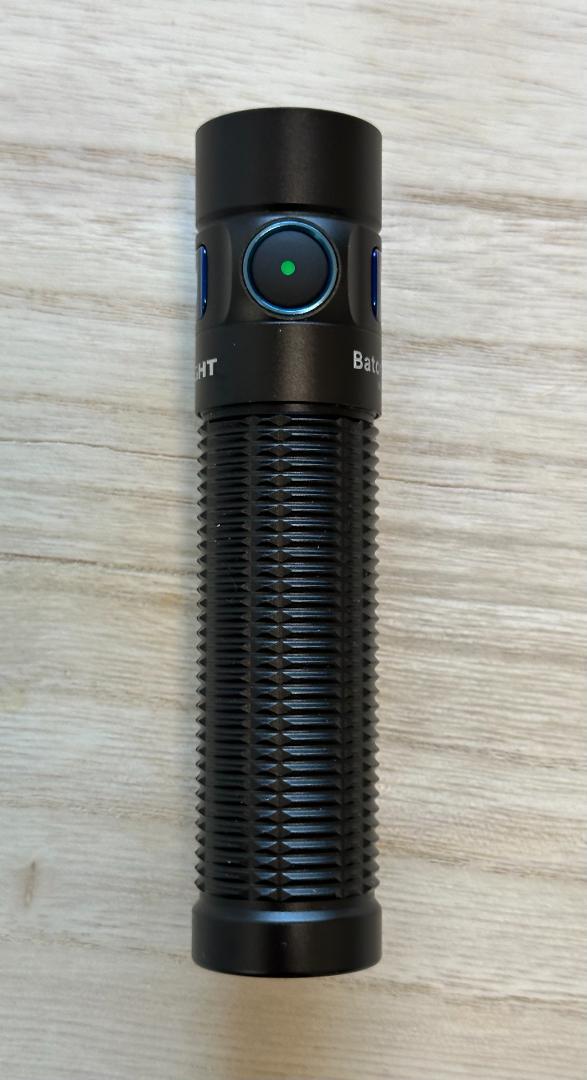 Baton 3 Pro Max 2500ルーメン強力EDC懐中電灯