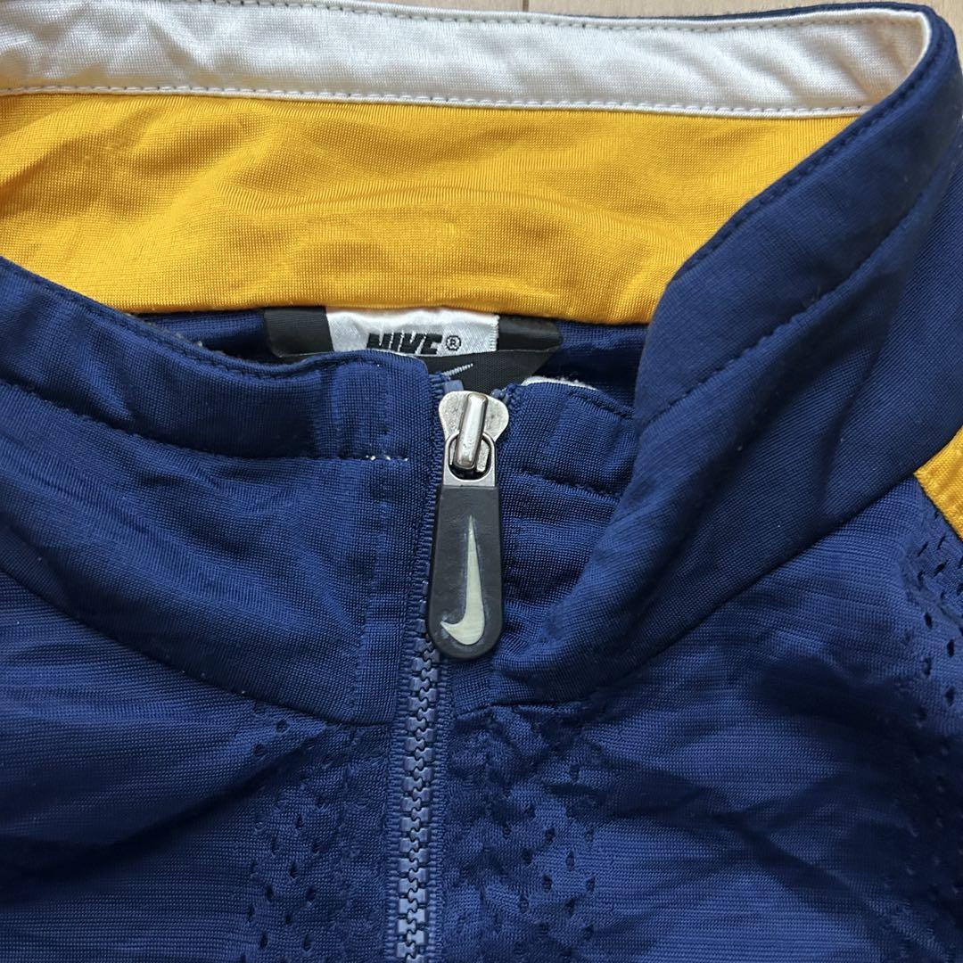 【ナイキ】90s白タグトラックジャケットビッグ刺繍スウッシュロゴミシガンカラー