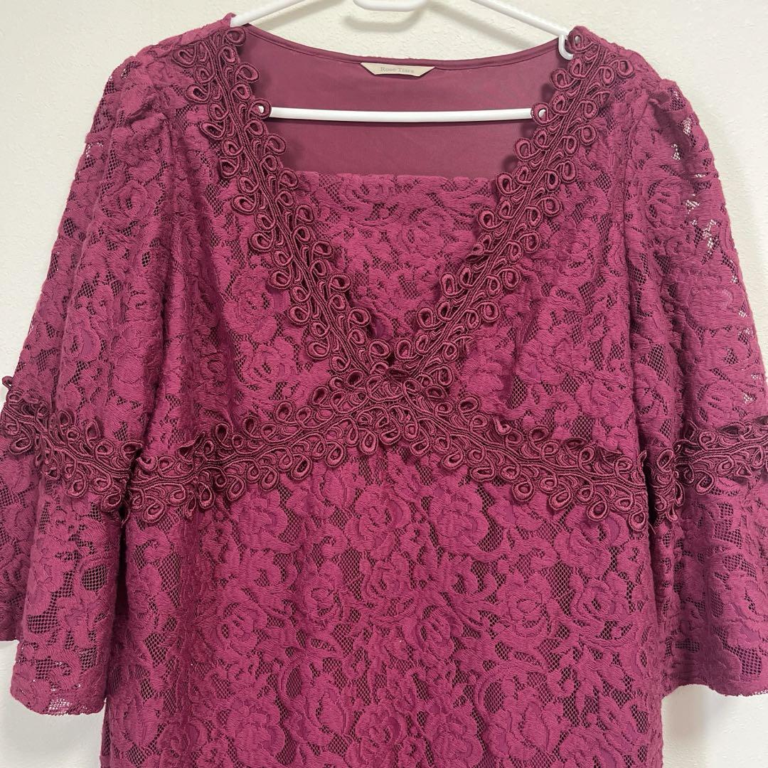 ローズティアラ　スカラップ刺繍フレアスリーブワンピース ローズティアラ スカラップ刺繍フレアスリーブワンピース